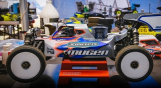 Picture of Mugen Seiki MBX8R 1/8 Off-Road Competition Nitro Buggy Kit