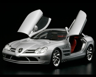 Picture of Tamiya 1/24 Mercedes-Benz SLR McLaren Model Kit